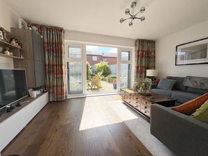 Photo 9- click for photo gallery